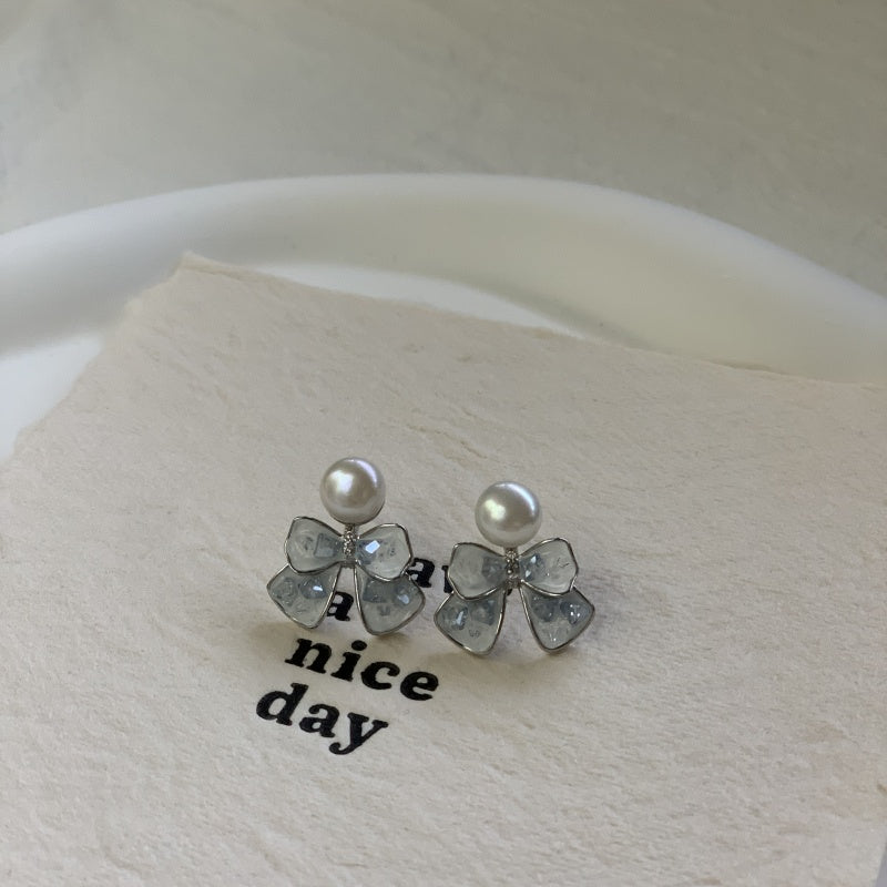 7mm バタフライまんじゅうパールピアス(両耳用)