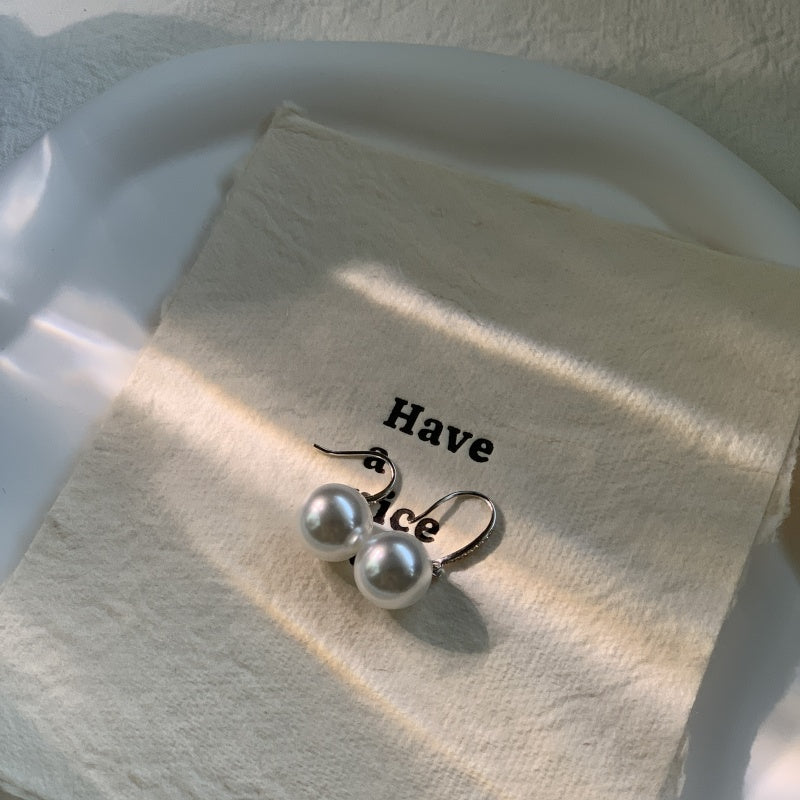 12mm のシュワロフスキーパールのフレンチスタッドピアス(両耳用)