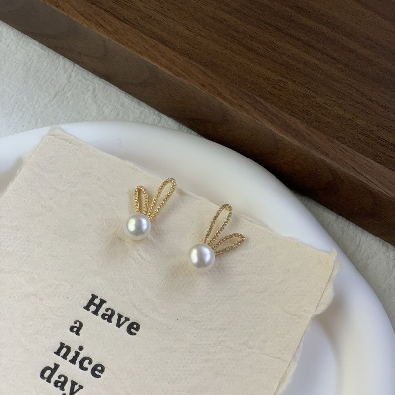 8-9mm(8.5mm) まんじゅうビーズうさぎの金ピアス（両耳用）